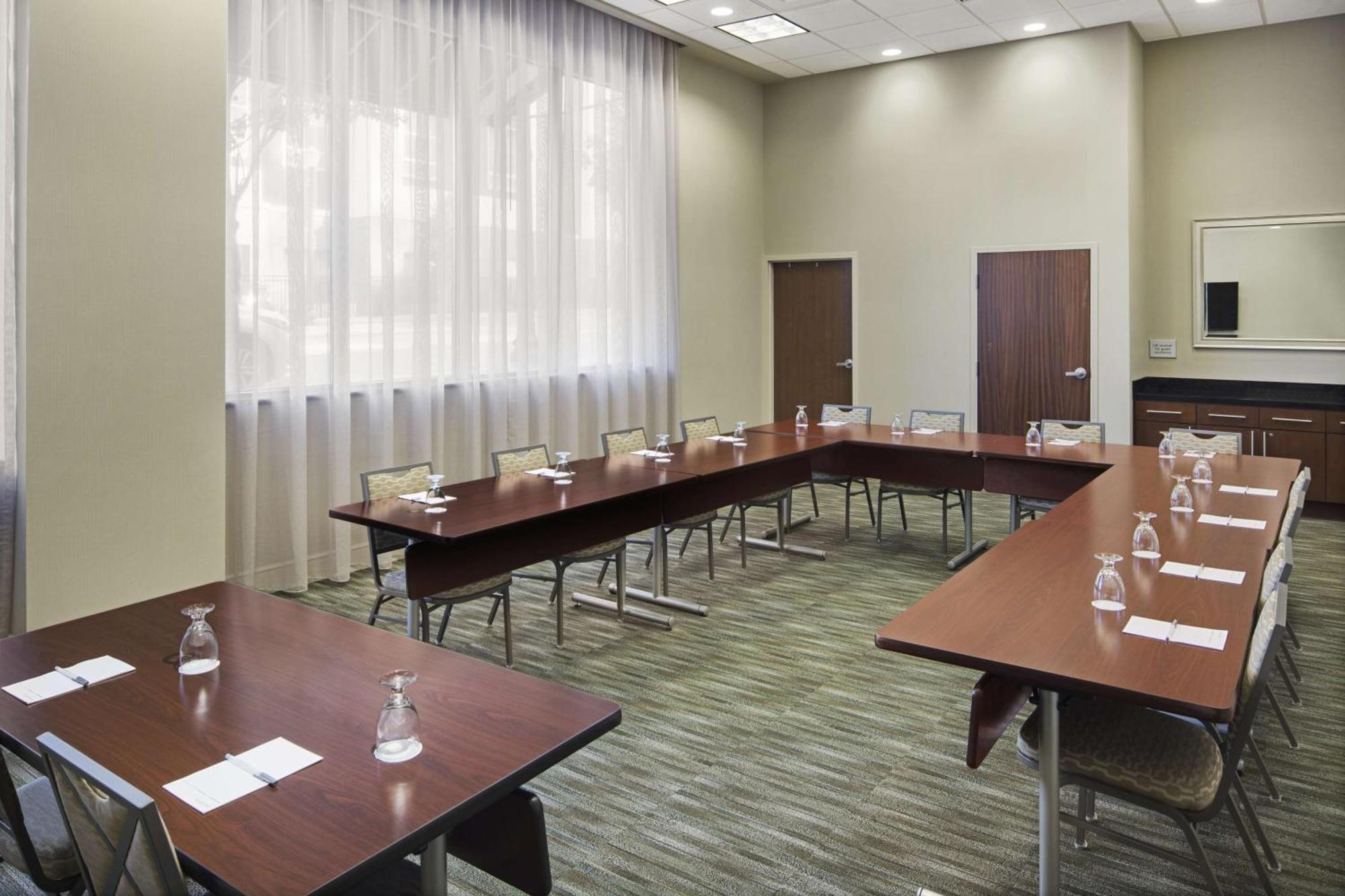 Hampton Inn & Suites Little Rock-Downtown Eksteriør bilde